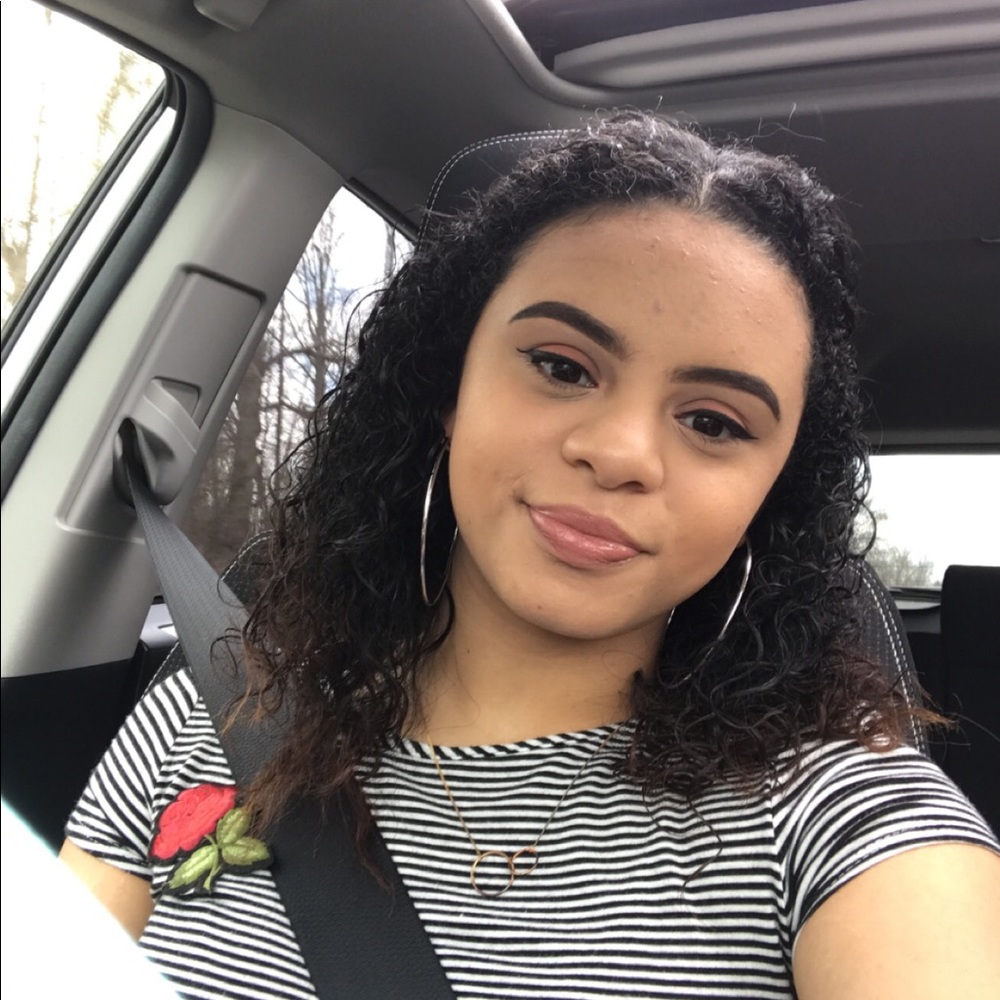 Meet your Posher, Neshae